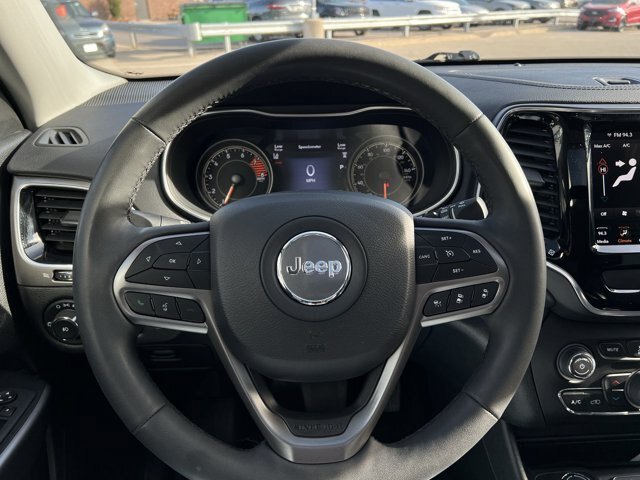 Used 2022 Jeep Cherokee Limited w/ Elite Package AWD/4WD image 15