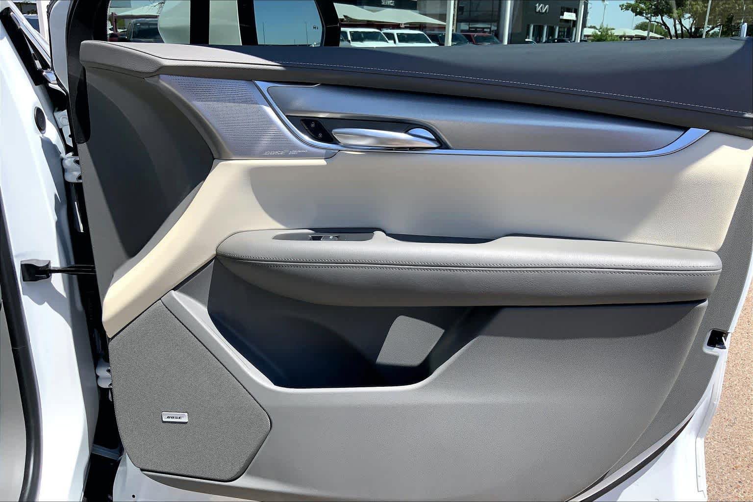 Used 2021 Cadillac XT5 Premium Luxury FWD image 23