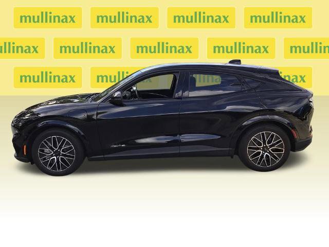 Certified 2025 Ford Mustang Mach-E Premium image 5