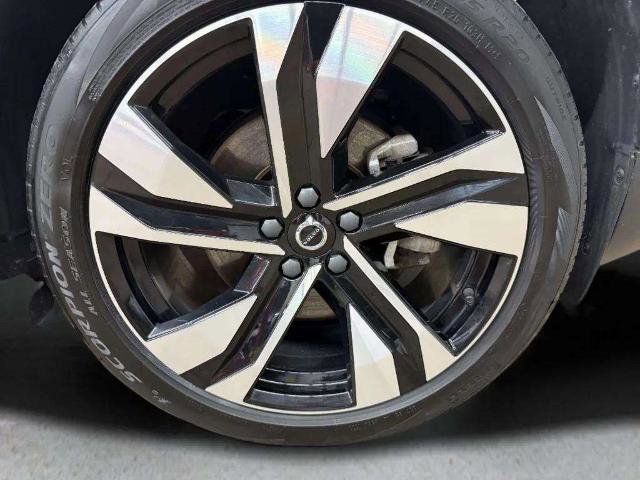 Used 2023 Volvo XC40 B5 Ultimate w/ Climate Package AWD/4WD image 22