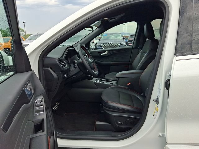 Certified 2023 Ford Escape ST-Line Select w/ Tech Pack #1 AWD/4WD image 13