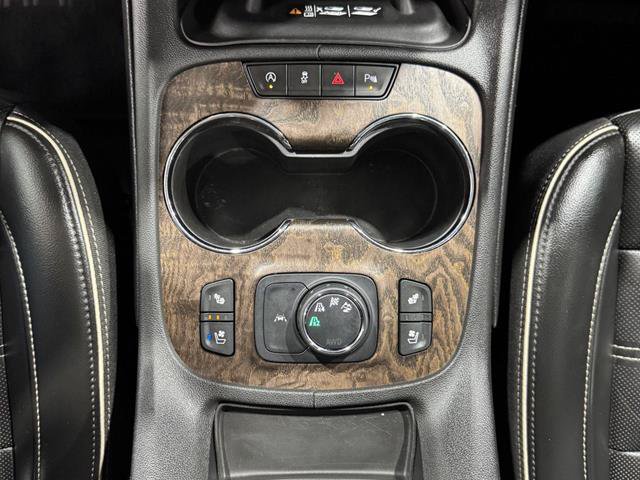 Used 2021 GMC Acadia Denali w/ Denali Technology Package AWD/4WD image 34
