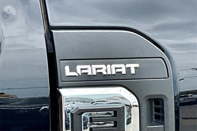 Certified 2024 Ford F250 Lariat w/ Chrome Package image 31