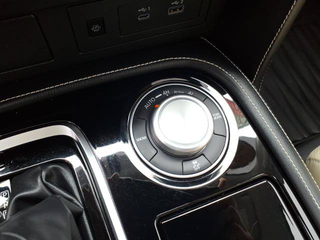 Used 2024 INFINITI QX80 Premium Select w/ All-Season Package AWD/4WD image 12
