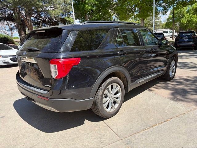 Certified 2023 Ford Explorer XLT w/ Equipment Group 202A AWD/4WD image 4