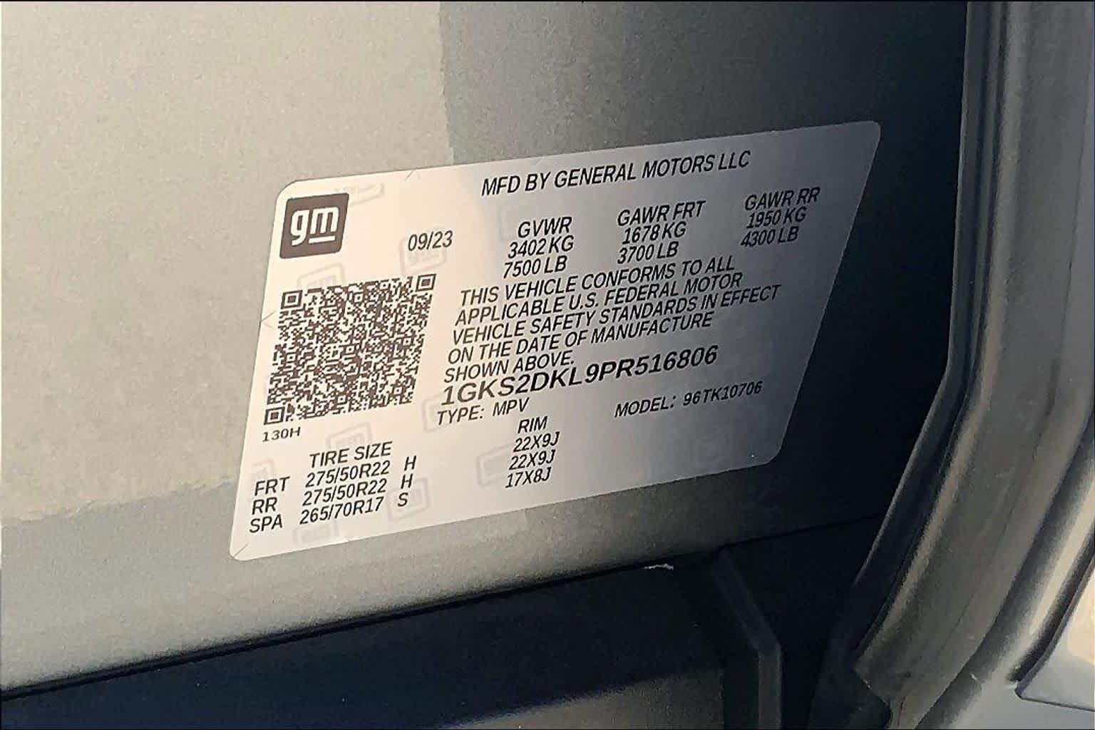 Used 2023 GMC Yukon Denali w/ Denali Reserve Package AWD/4WD image 32