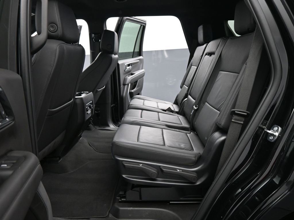 Used 2025 Chevrolet Tahoe LT image 18