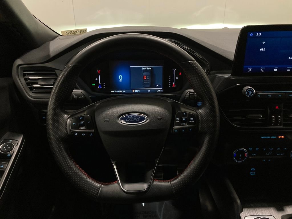 Certified 2023 Ford Escape ST-Line image 17