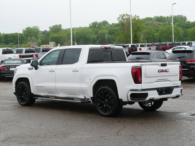 Used 2023 GMC Sierra 1500 Denali w/ Technology Package AWD/4WD image 6