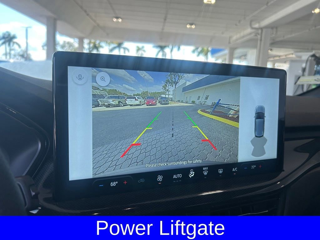 Certified 2025 Ford Escape ST-Line w/ Equipment Group 301A image 13