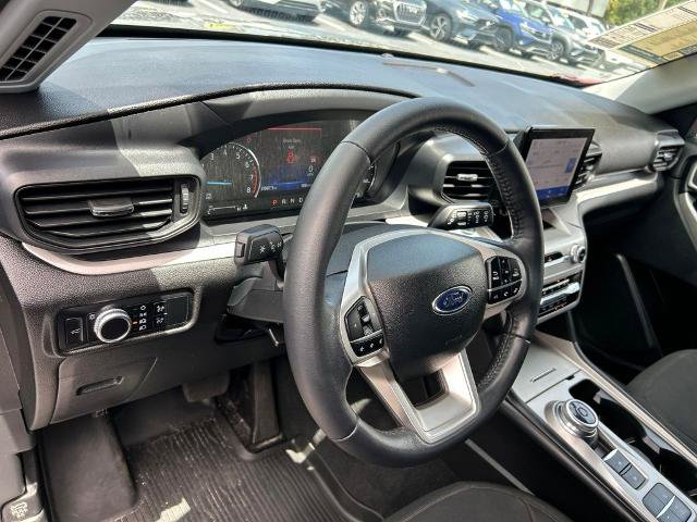 Certified 2023 Ford Explorer XLT RWD image 21