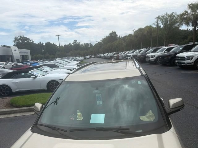 Certified 2017 Ford Explorer Limited FWD image 15