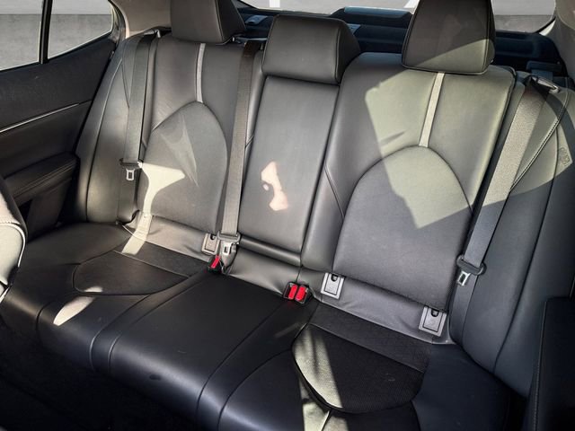 Used 2021 Toyota Camry XSE image 13