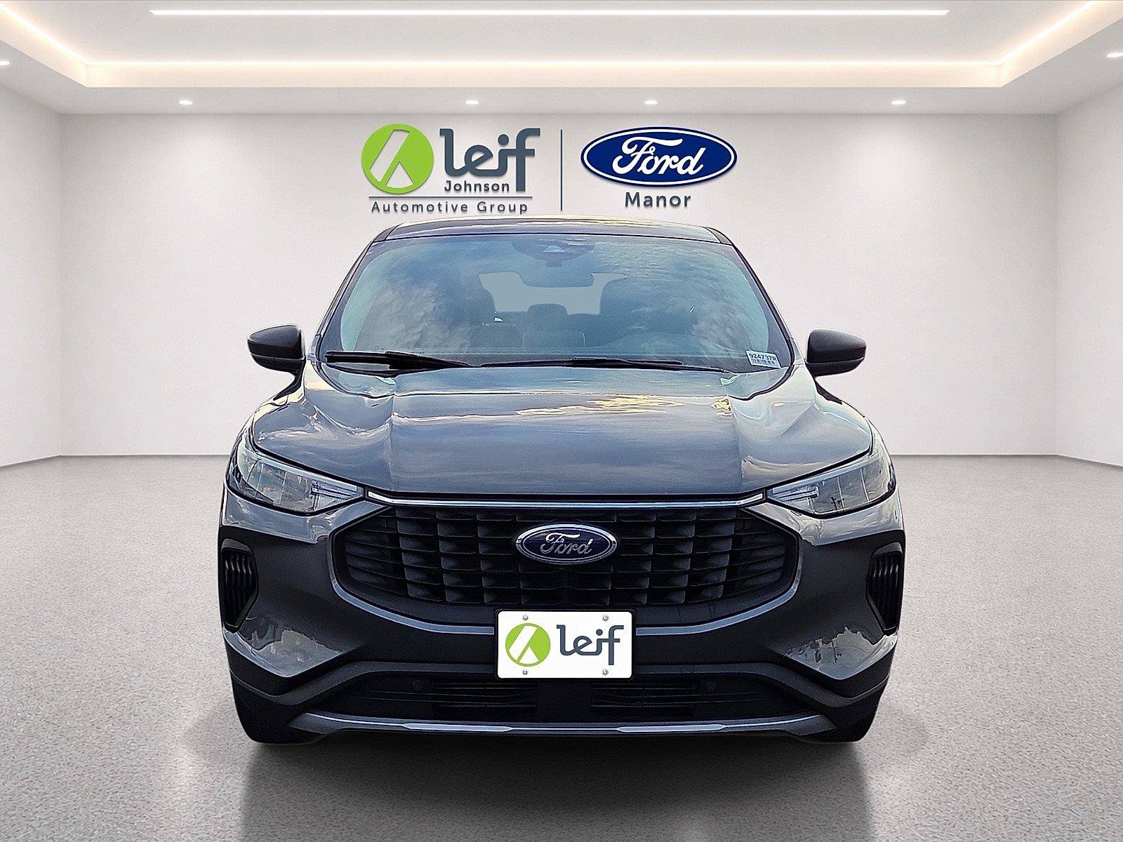 Certified 2025 Ford Escape Active AWD/4WD image 2