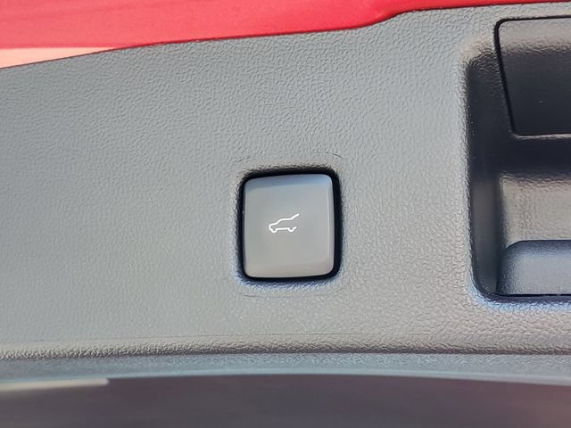 Certified 2023 Ford Escape ST-Line w/ Tech Pack #1 AWD/4WD image 9