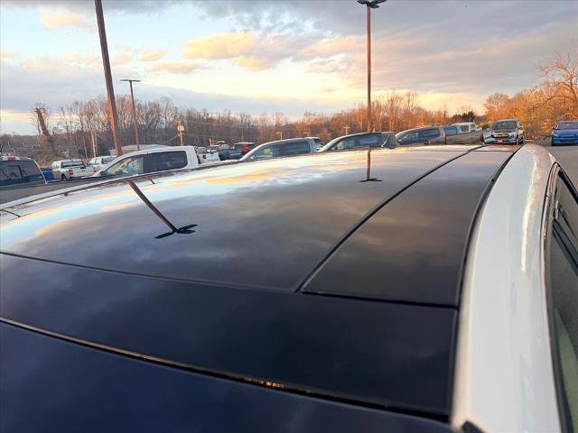 Certified 2022 Ford Edge Titanium w/ Equipment Group 301A image 11