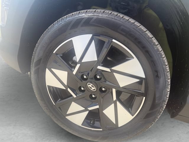 Used 2025 Hyundai Kona SEL AWD/4WD image 24