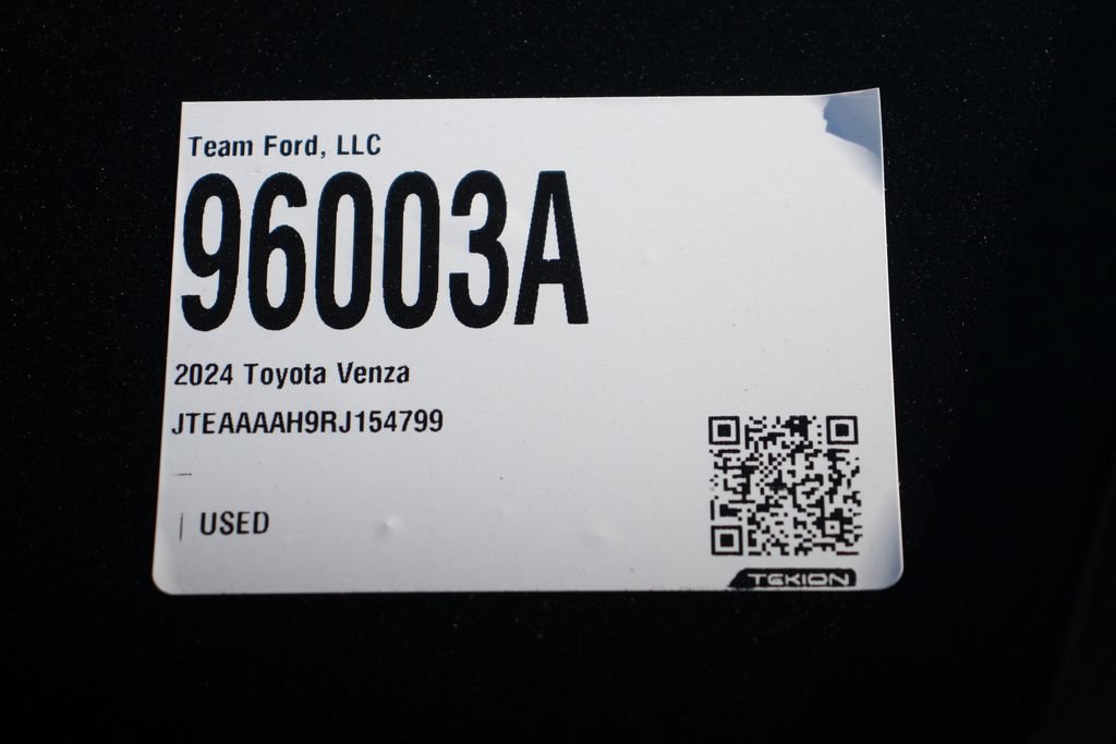Used 2024 Toyota Venza Limited AWD/4WD image 30