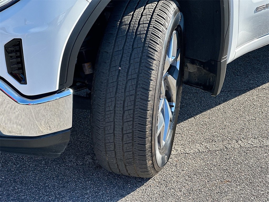 Used 2025 GMC Sierra 1500 SLE image 25