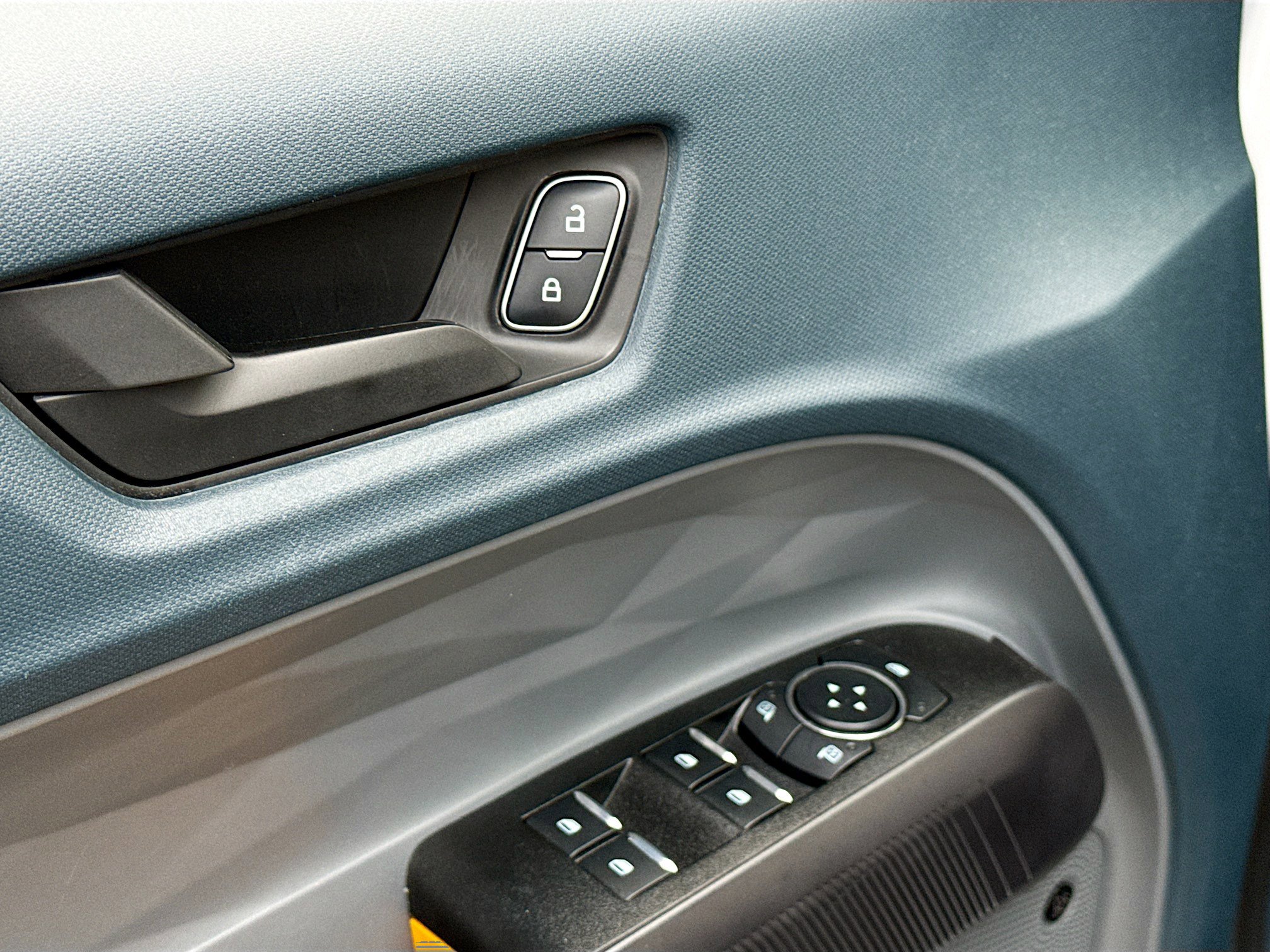 Certified 2025 Ford Maverick Tremor image 9