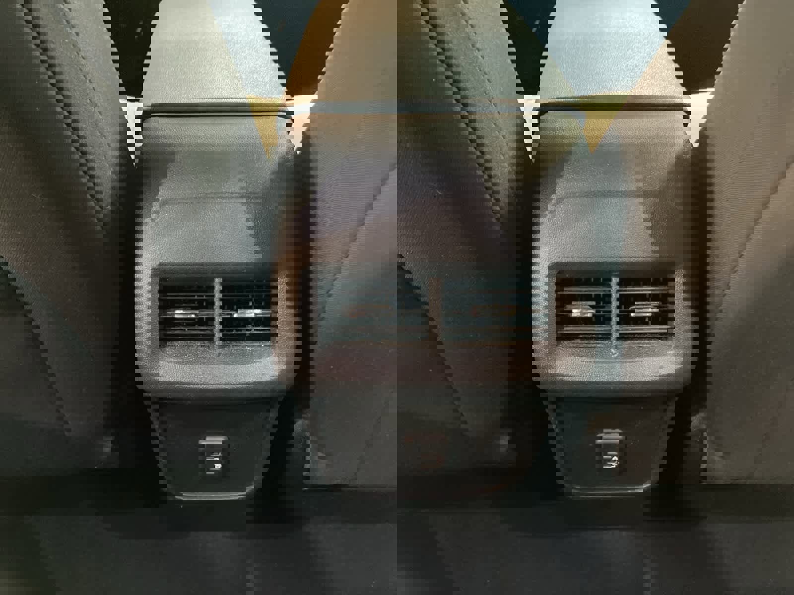 Used 2022 Chevrolet Equinox LS image 23