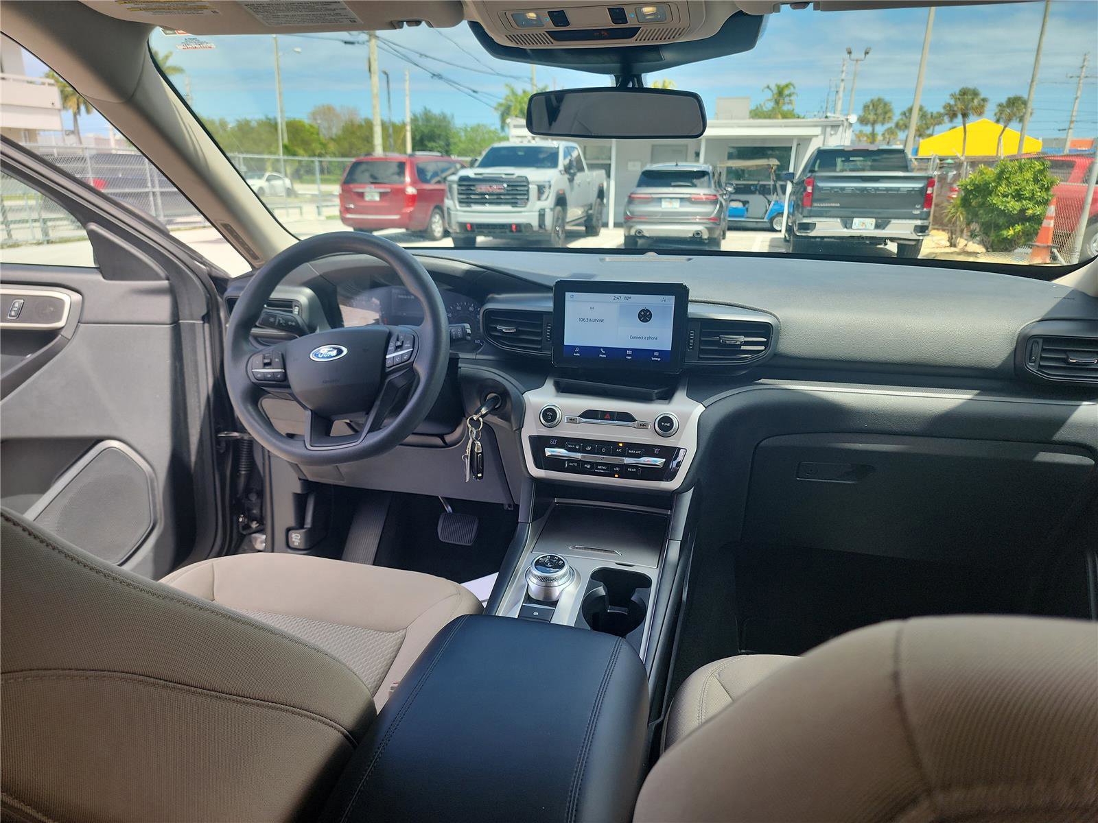 Certified 2021 Ford Explorer 2WD image 25