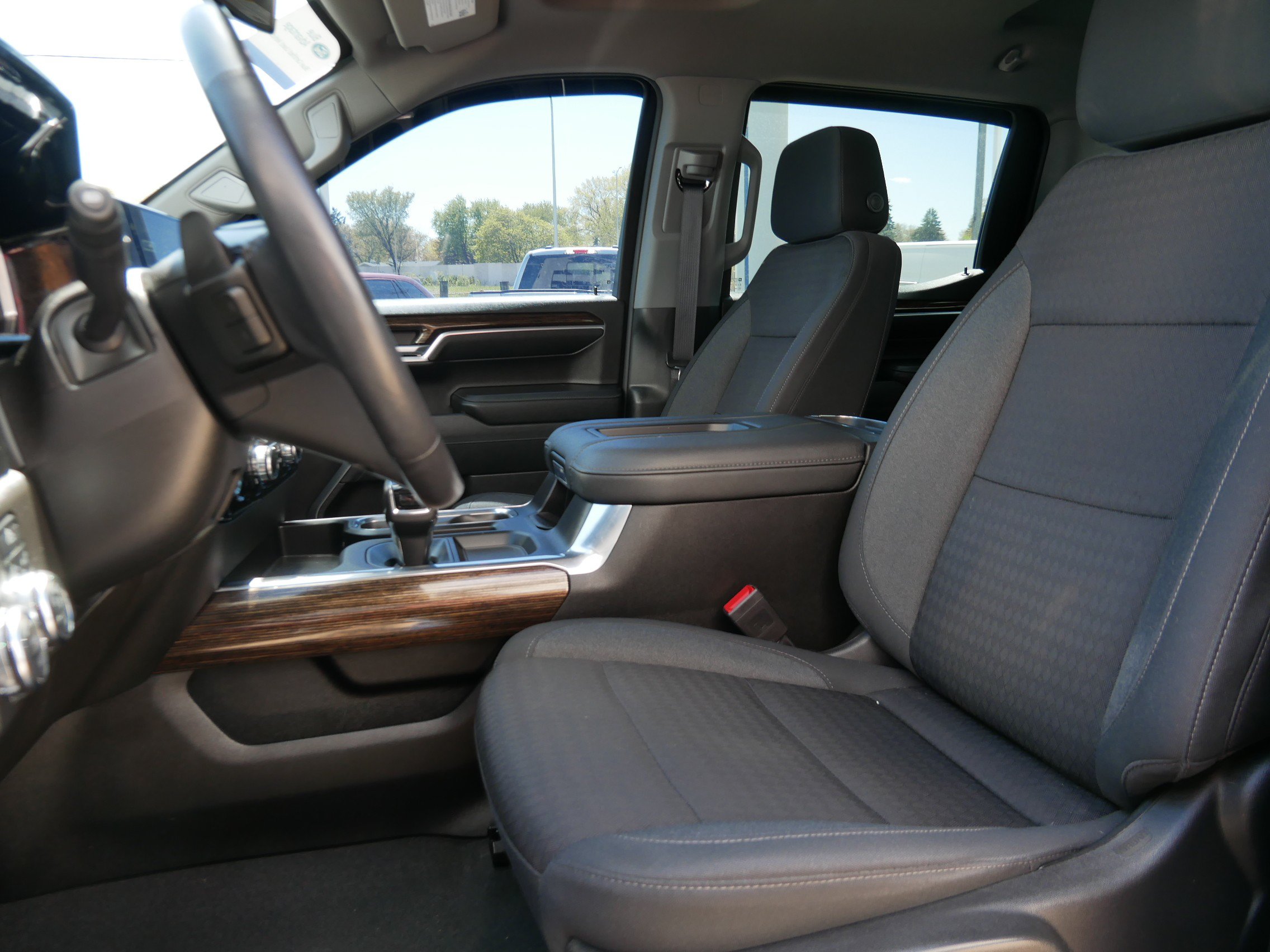 Used 2022 GMC Sierra 1500 Elevation AWD/4WD image 6
