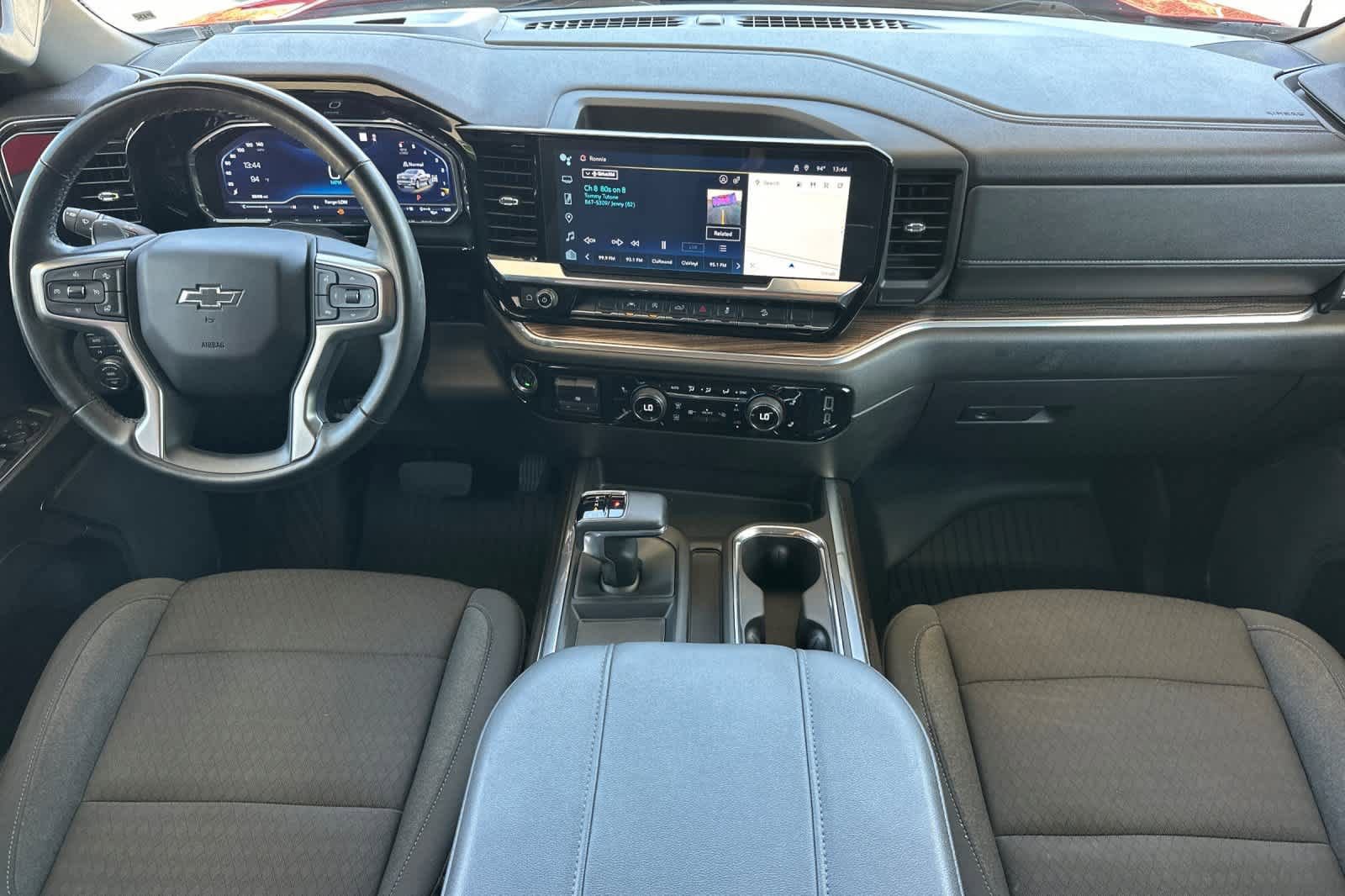 Used 2023 Chevrolet Silverado 1500 RST AWD/4WD image 3