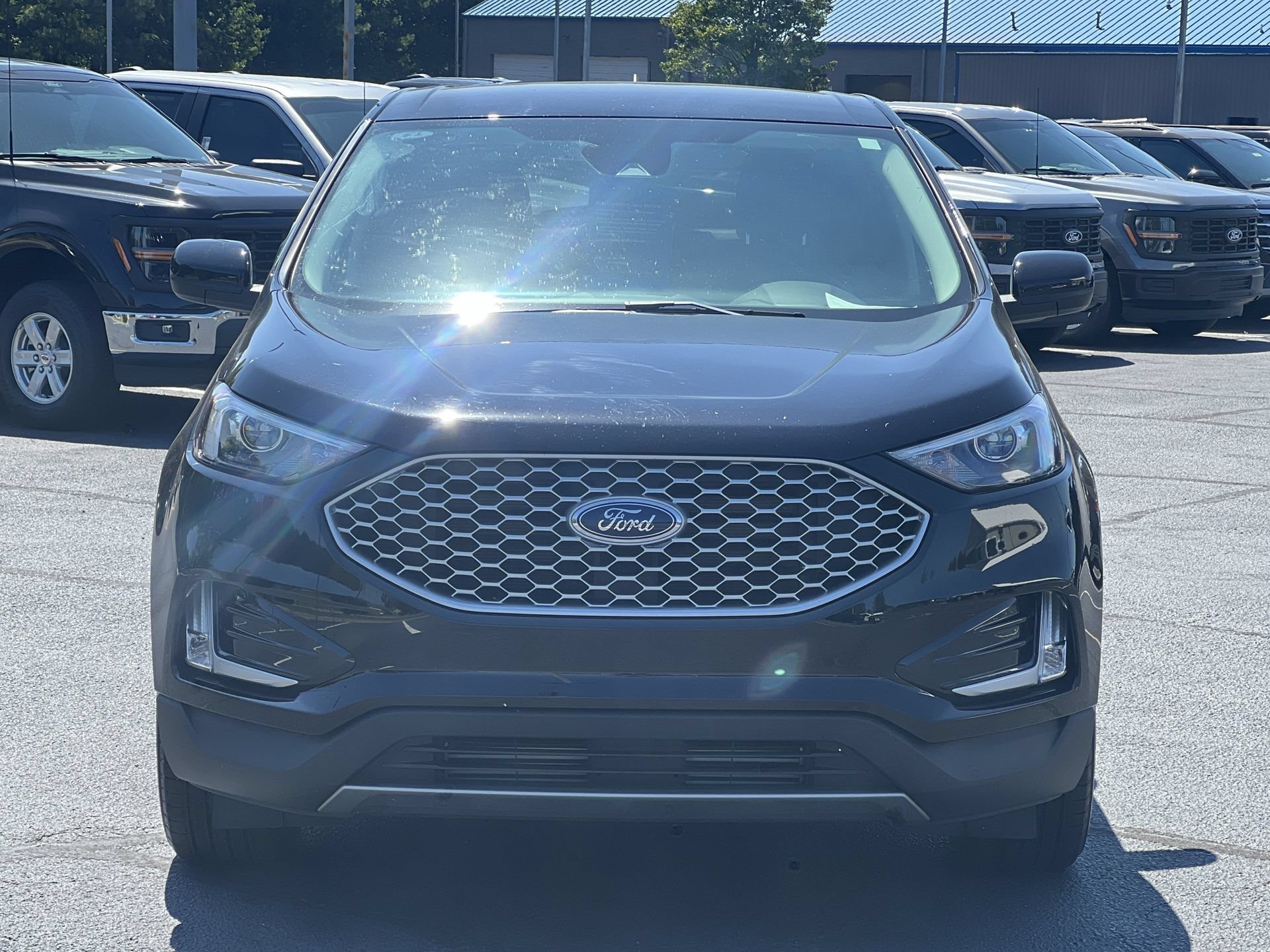 Certified 2024 Ford Edge SEL w/ Convenience Package AWD/4WD image 29