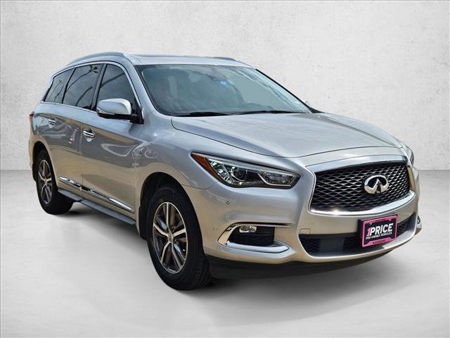 Used 2019 INFINITI QX60 Luxe w/ Essential Package FWD image 3