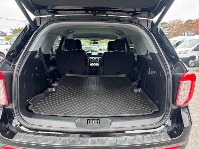 Certified 2022 Ford Explorer XLT image 7