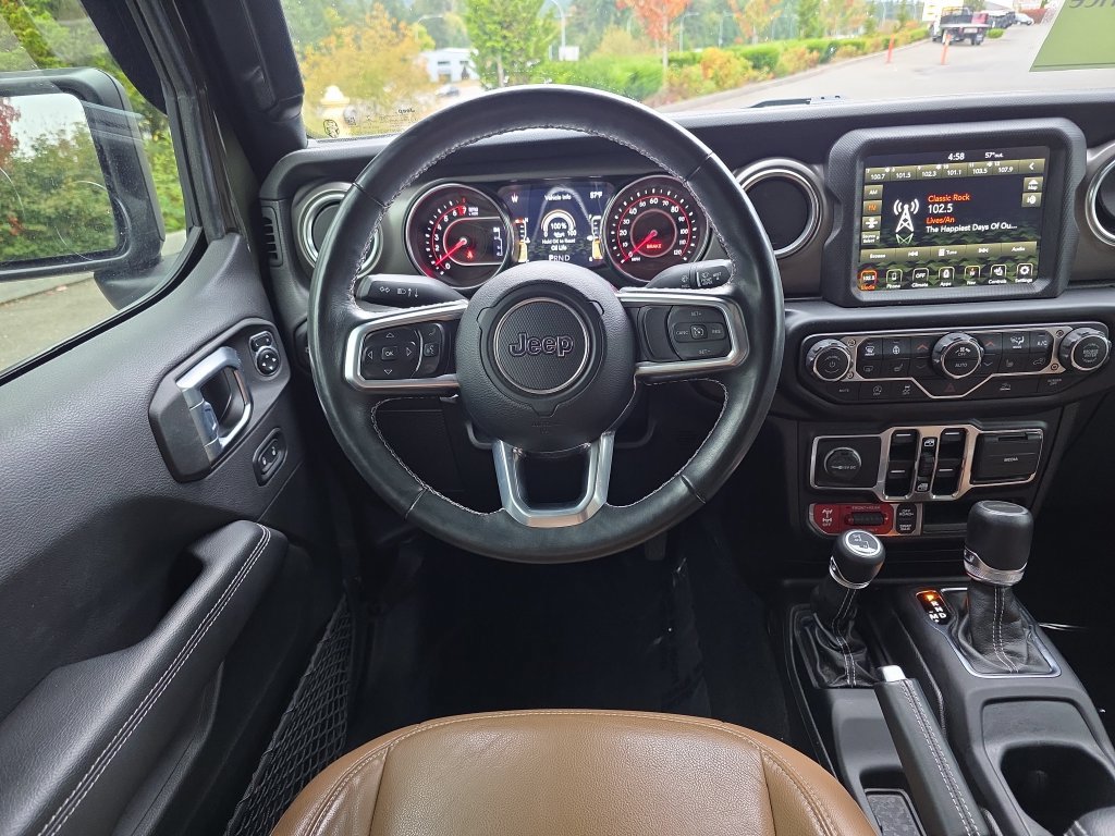 Used 2022 Jeep Gladiator Rubicon w/ Cold Weather Group AWD/4WD image 8