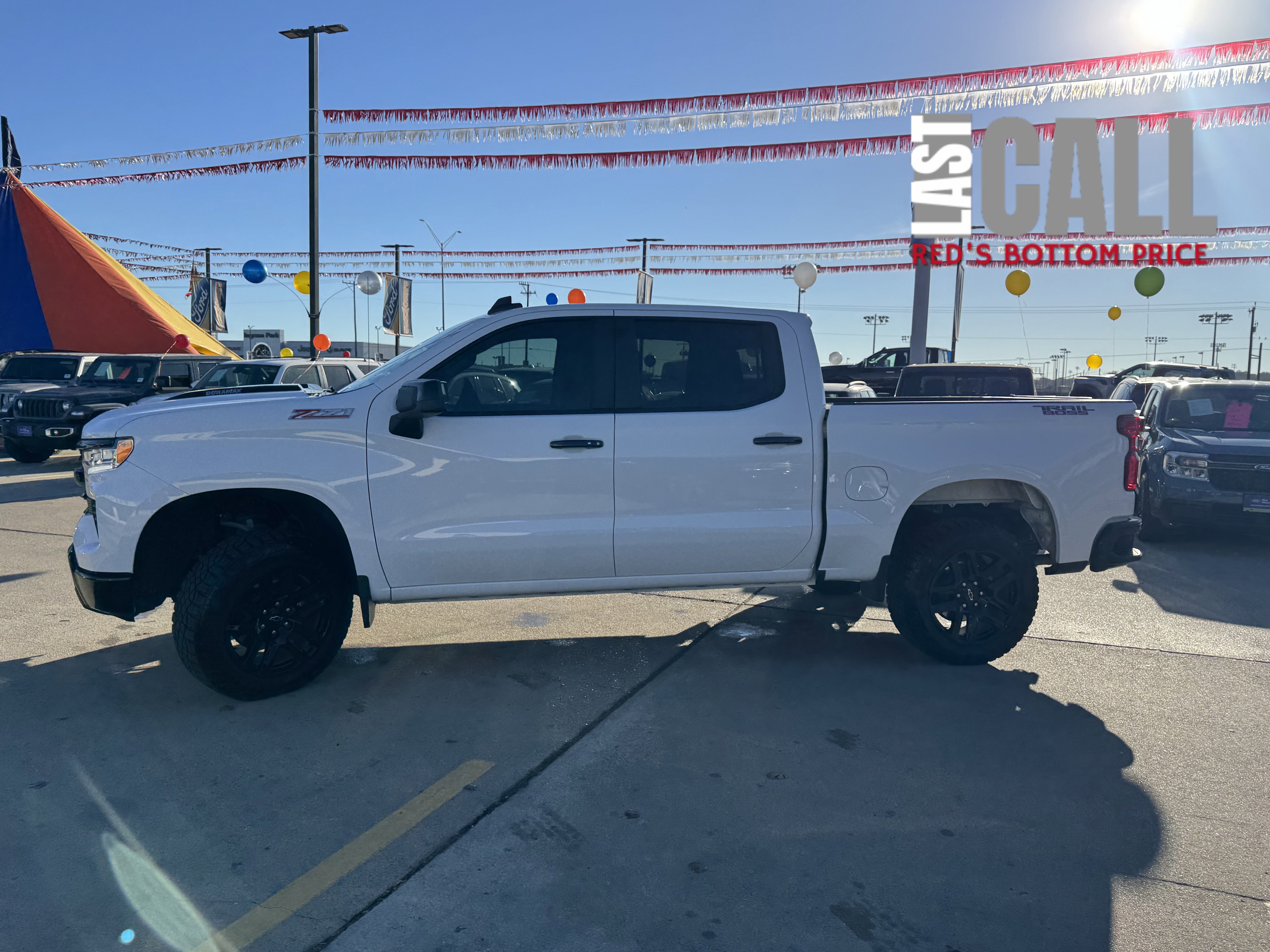 Used 2025 Chevrolet Silverado 1500 LT Trail Boss w/ Convenience Package II image 6