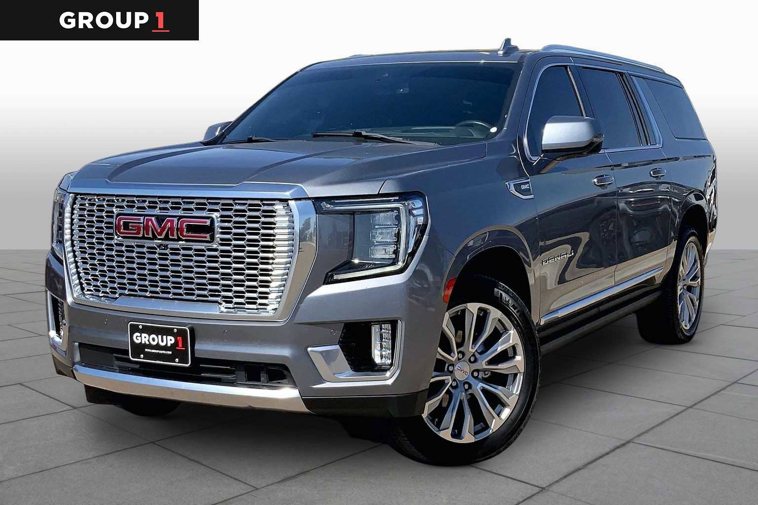 Used 2022 GMC Yukon XL Denali AWD/4WD image 1