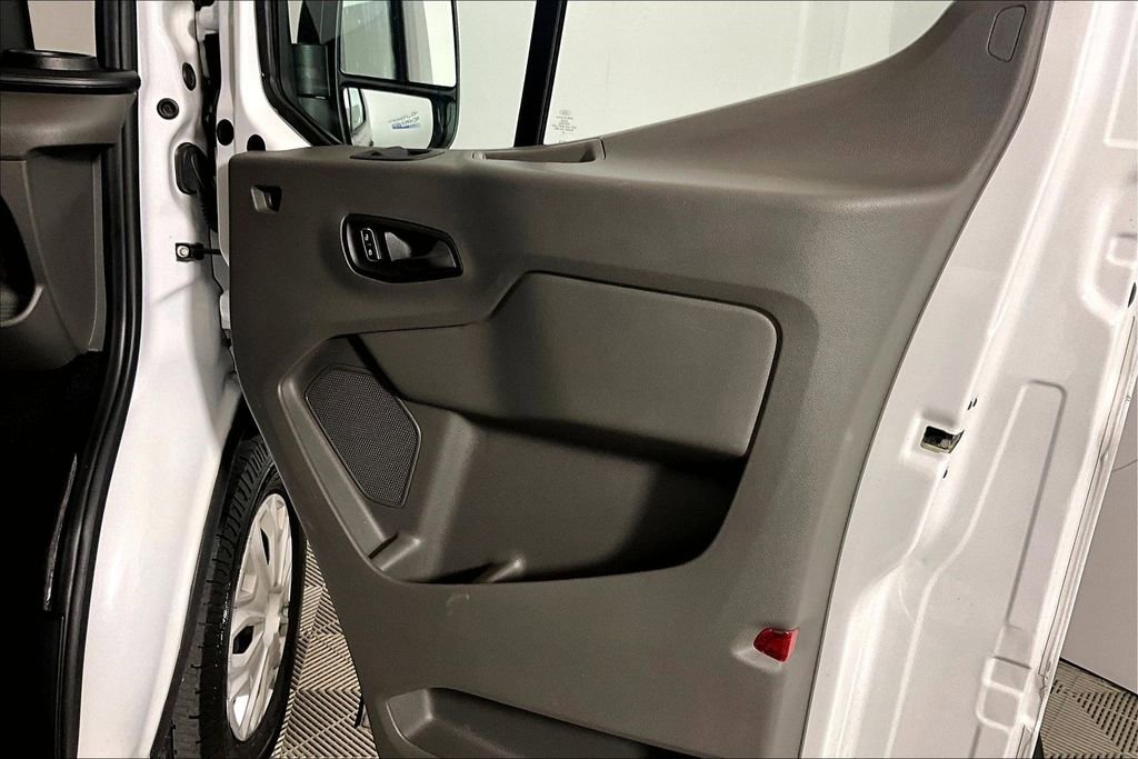 Certified 2024 Ford Transit 350 XLT RWD image 19