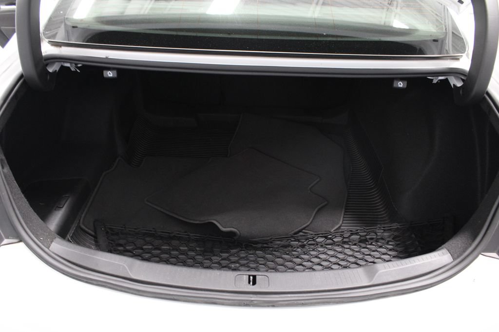 Used 2019 Buick LaCrosse Premium w/ Sun and Shade Package FWD image 17