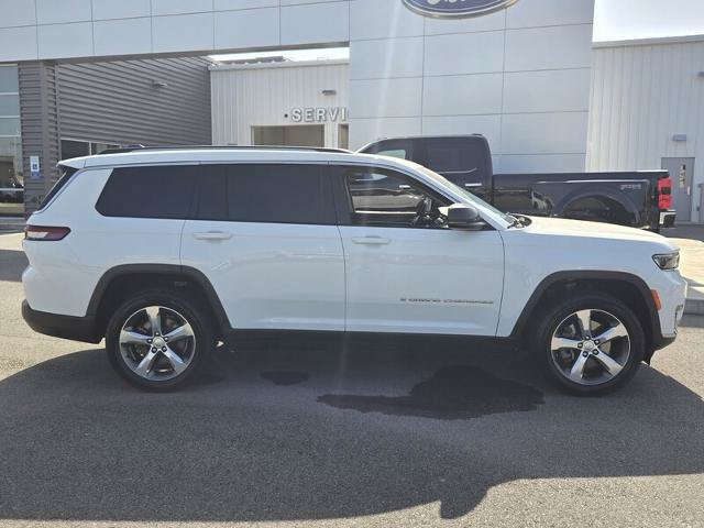 Used 2022 Jeep Grand Cherokee L Limited AWD/4WD image 4