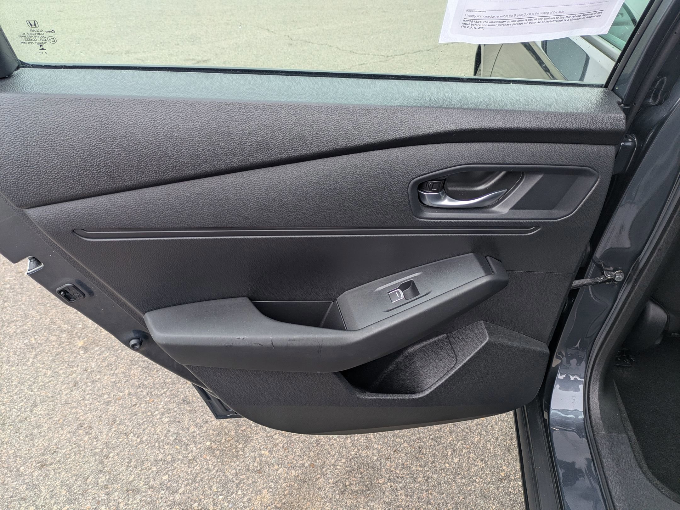 Used 2025 Honda Accord SE image 25