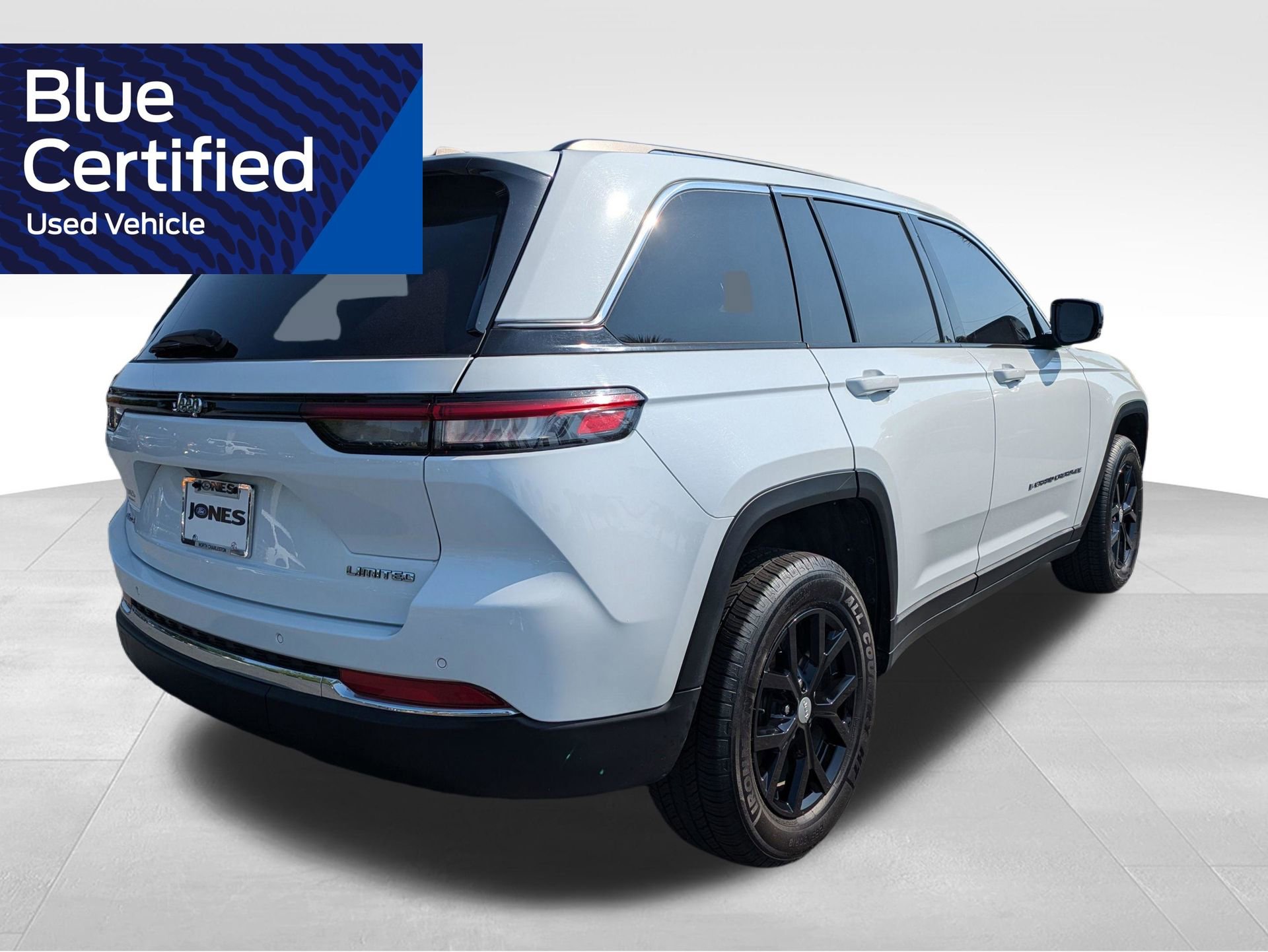 Used 2023 Jeep Grand Cherokee Limited AWD/4WD image 5