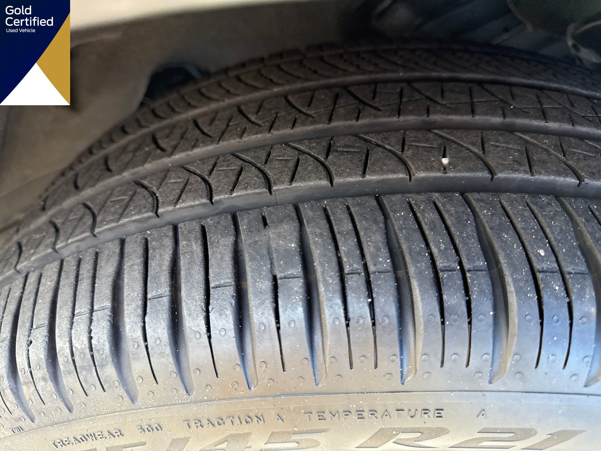 Certified 2025 Ford Explorer ST-Line w/ ST-Line Street Pack image 30