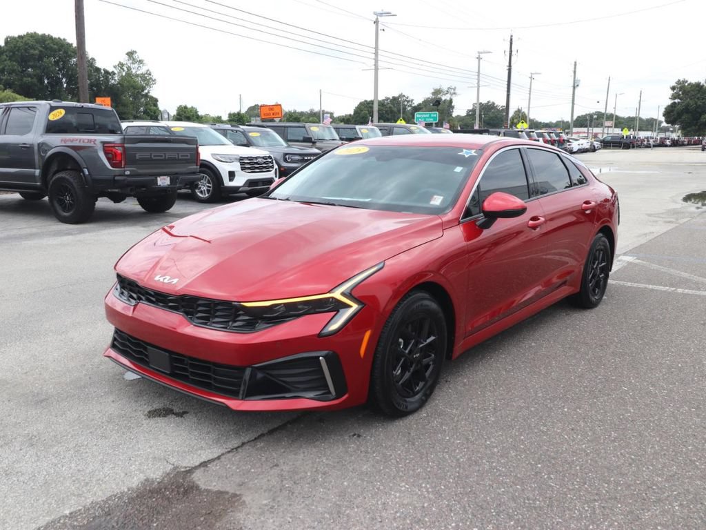 Used 2025 Kia K5 LXS FWD image 3