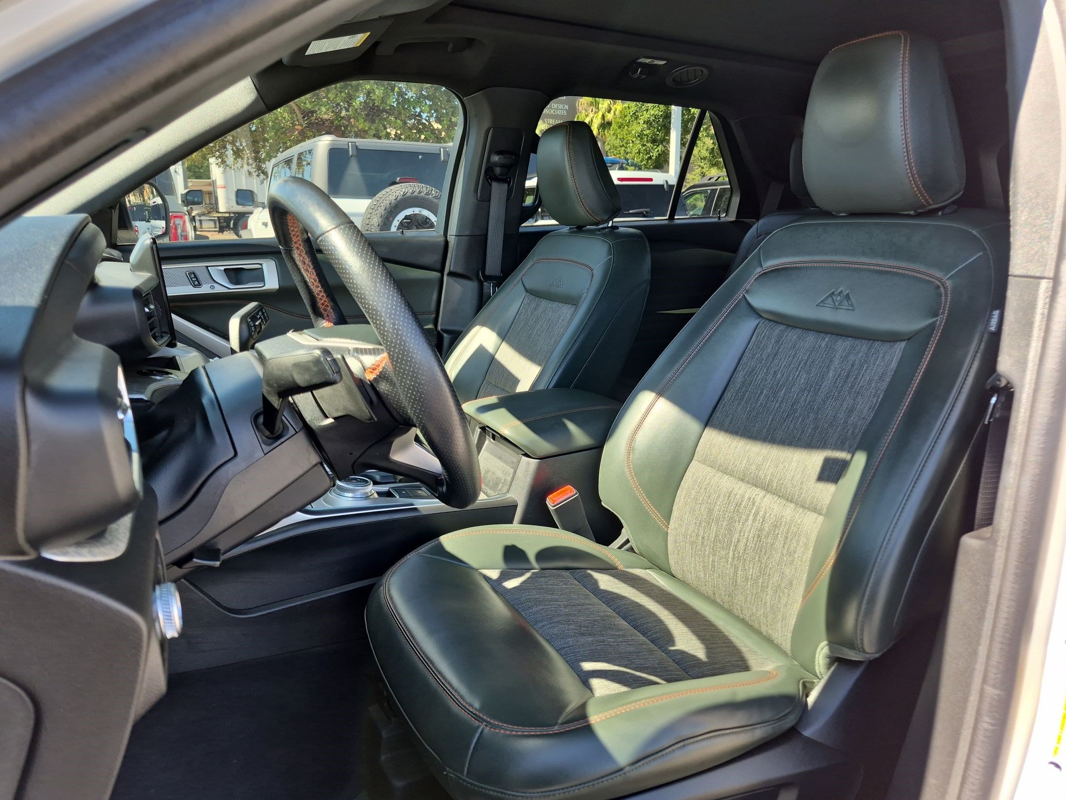 Certified 2022 Ford Explorer Timberline w/ Timberline Technology Package AWD/4WD image 15