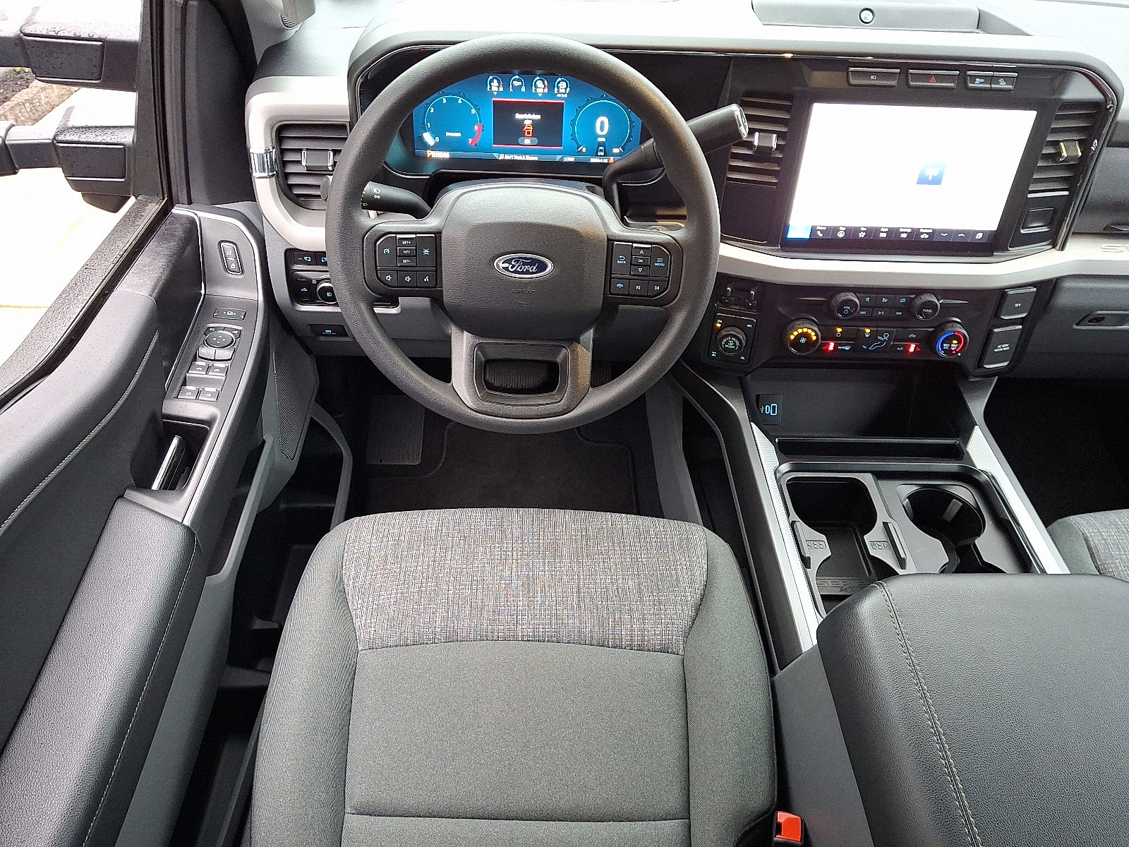 Certified 2023 Ford F250 XLT w/ Black Appearance Package image 14