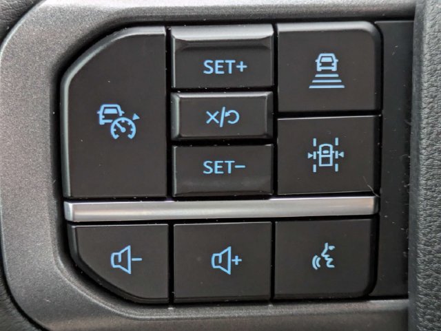 Certified 2026 Ford F350 Lariat w/ Lariat Ultimate Package AWD/4WD image 25