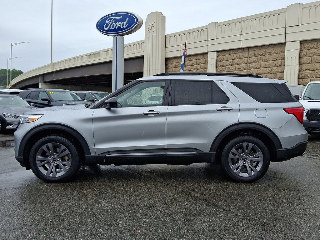 Certified 2023 Ford Explorer XLT w/ Equipment Group 202A AWD/4WD image 7