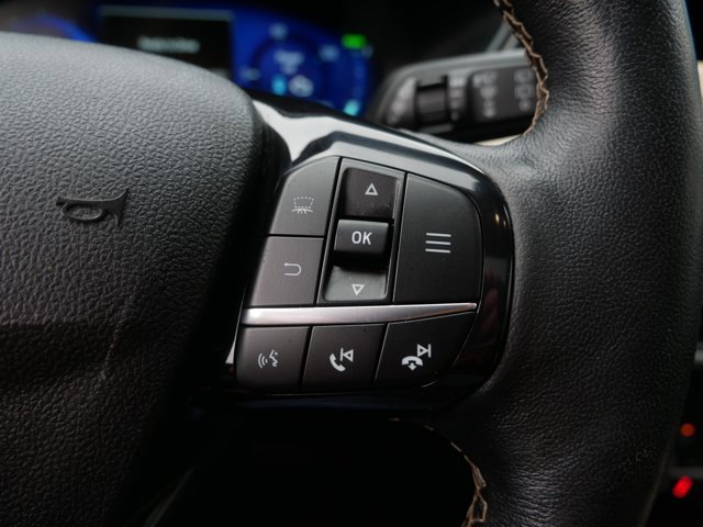 Certified 2022 Ford Escape Titanium w/ Titanium Elite Package image 25