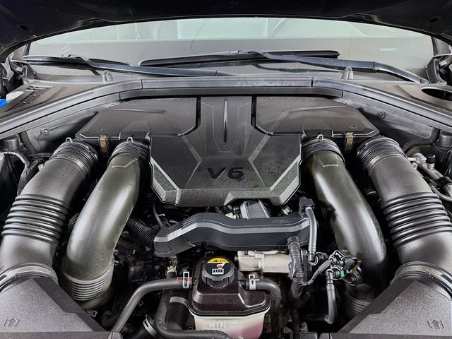 Used 2022 Genesis GV70 3.5T Sport AWD/4WD image 36