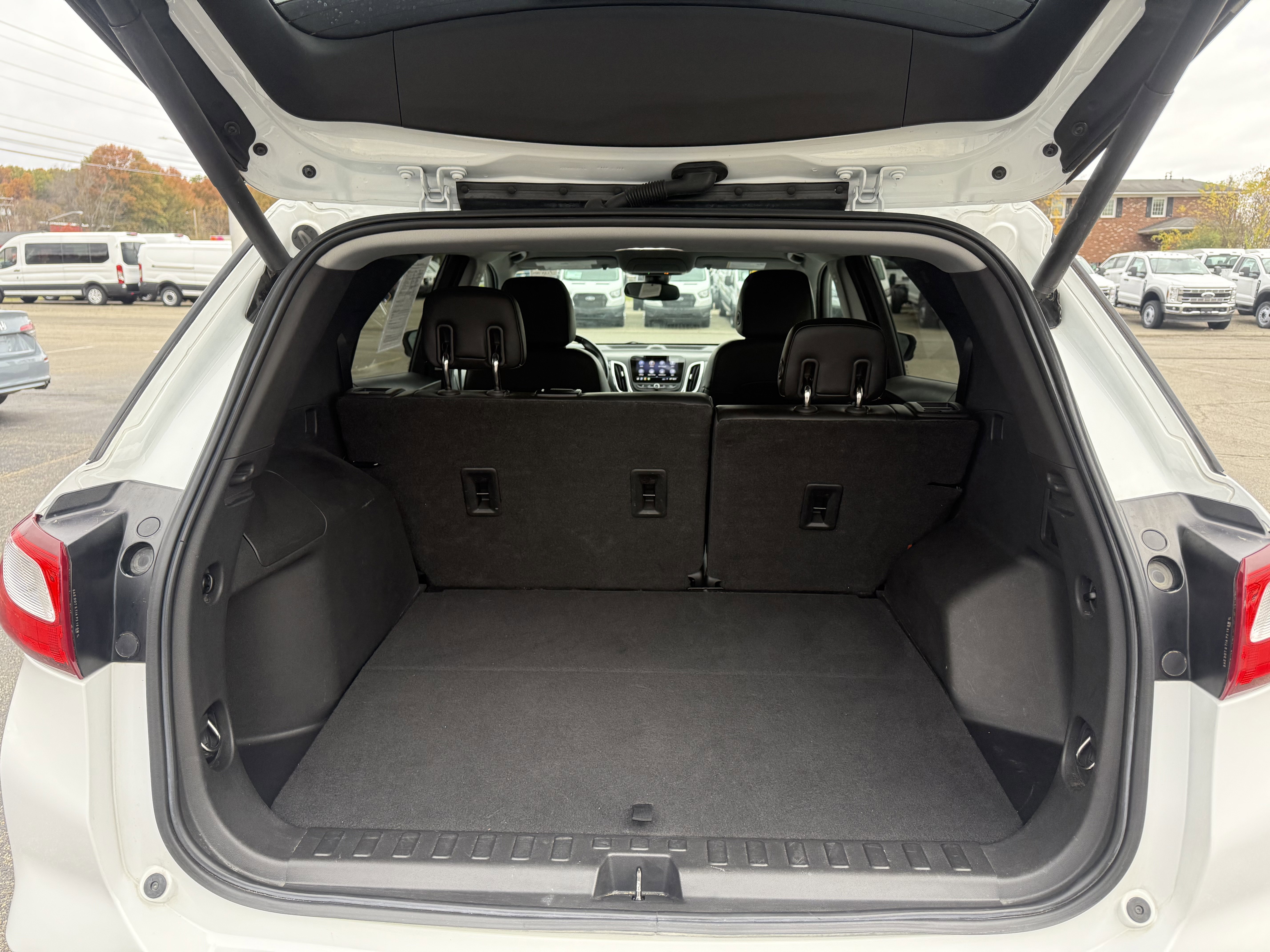 Used 2020 Chevrolet Equinox Premier image 9