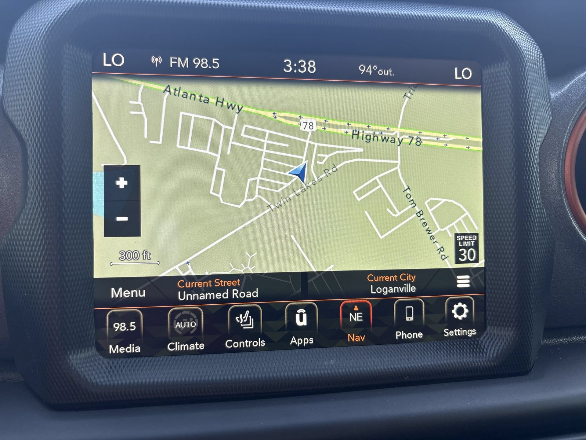 Used 2023 Jeep Gladiator Mojave w/ LED Lighting Group AWD/4WD image 4