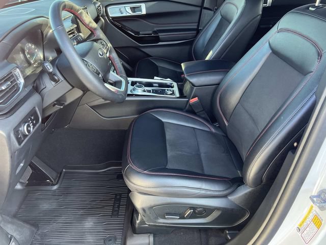 Certified 2024 Ford Explorer ST-Line w/ Class IV Trailer Tow Package AWD/4WD image 20